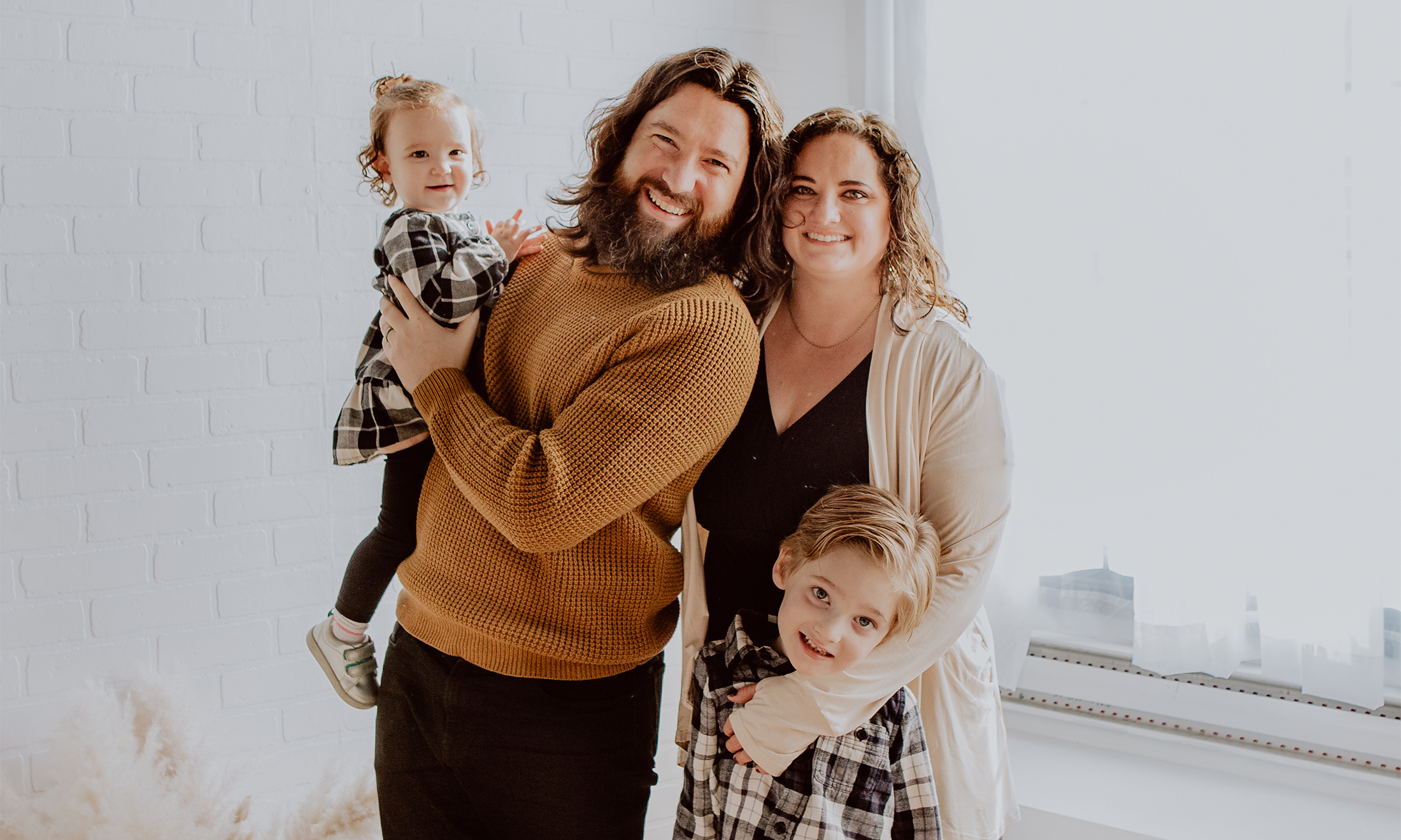 An image of Dr. Nate Loudon and his family