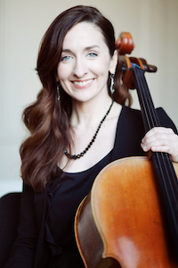 Una O'Riordan holding a cello