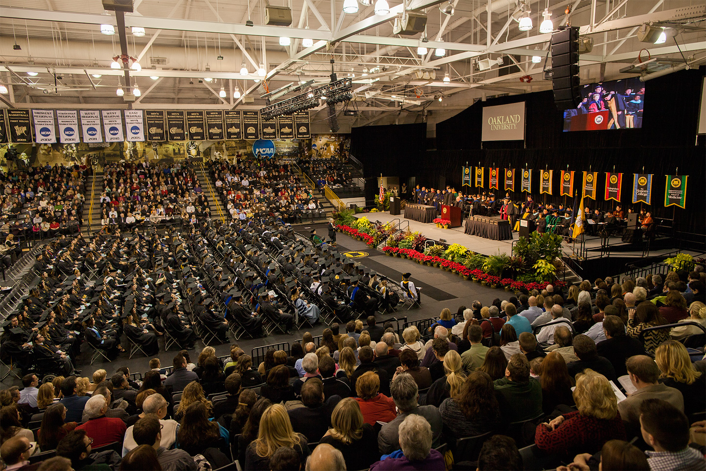 Spring commencement to honor graduates April 26-28