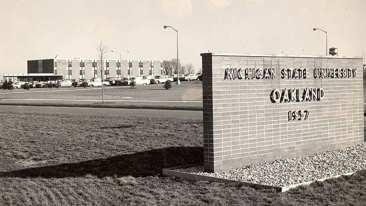 OU sign 1959