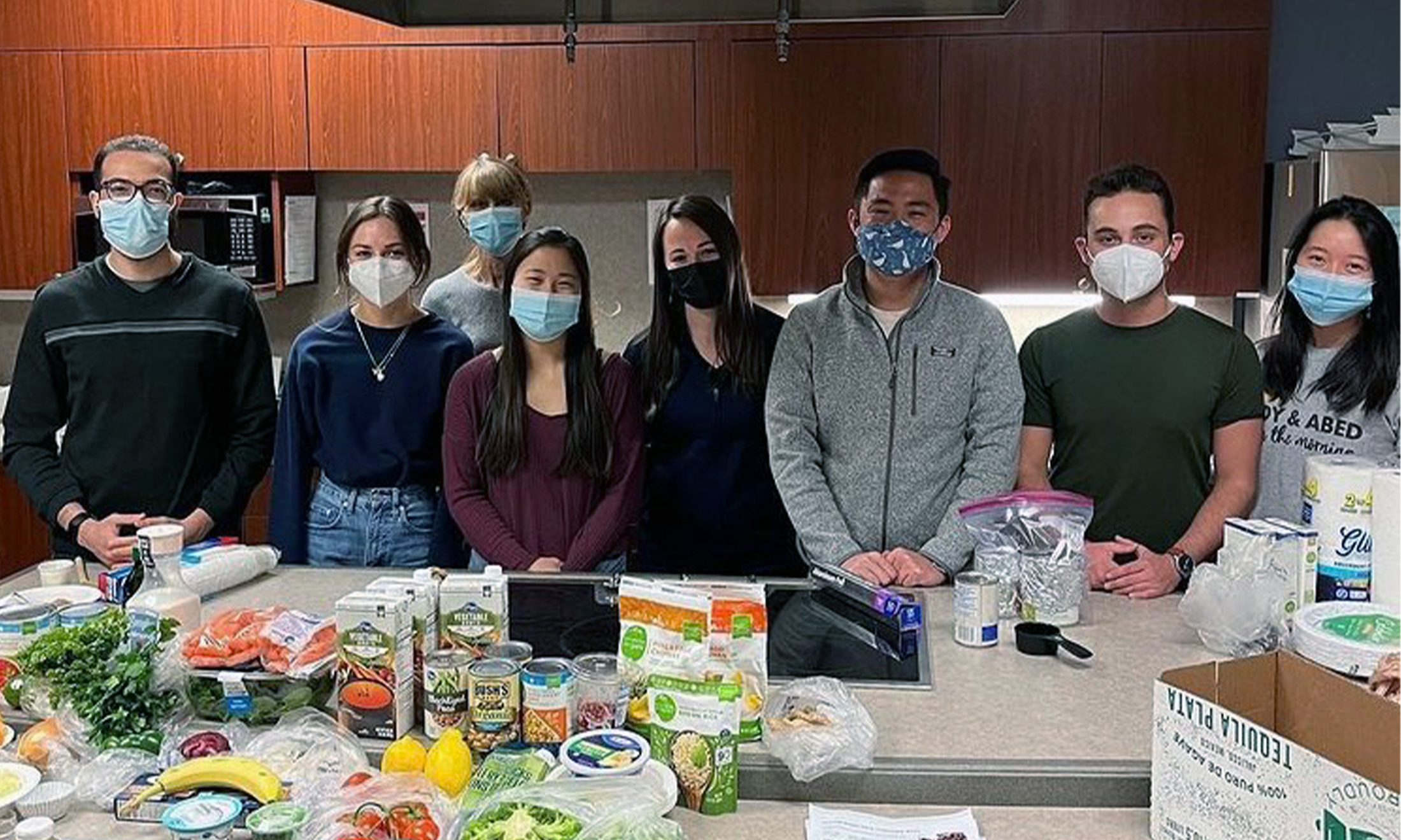 An image of a group of students at a healthy eating session