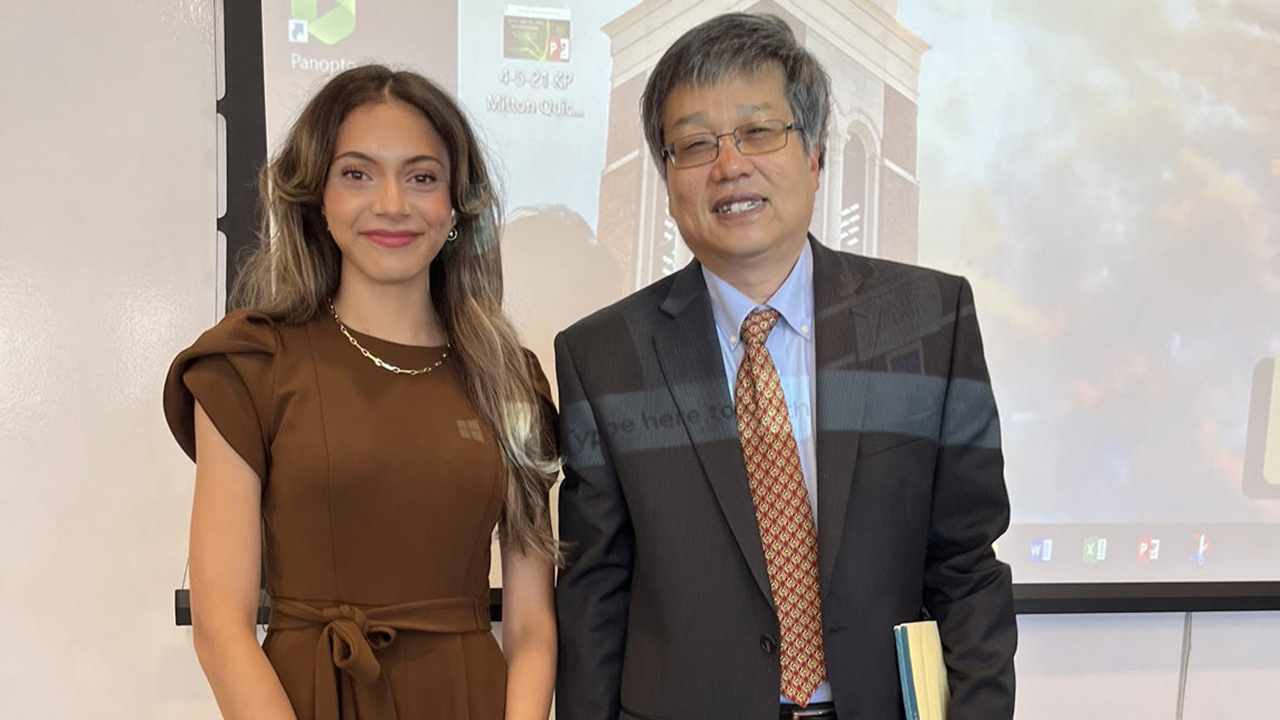 Yasmeen Hassan and Dao Qi Zhang