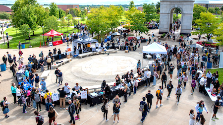 Oakland University students at enrollment event