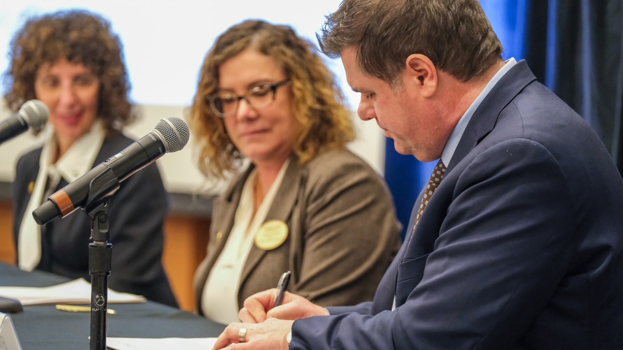 easterseals signing closeup