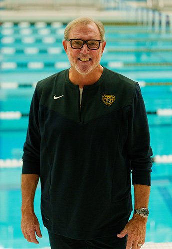 Headshot of Pete Hovland