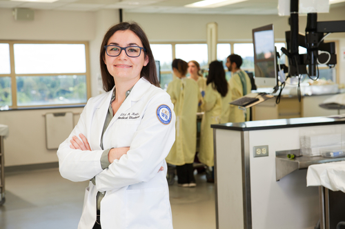 An image of Linzi Hobbs